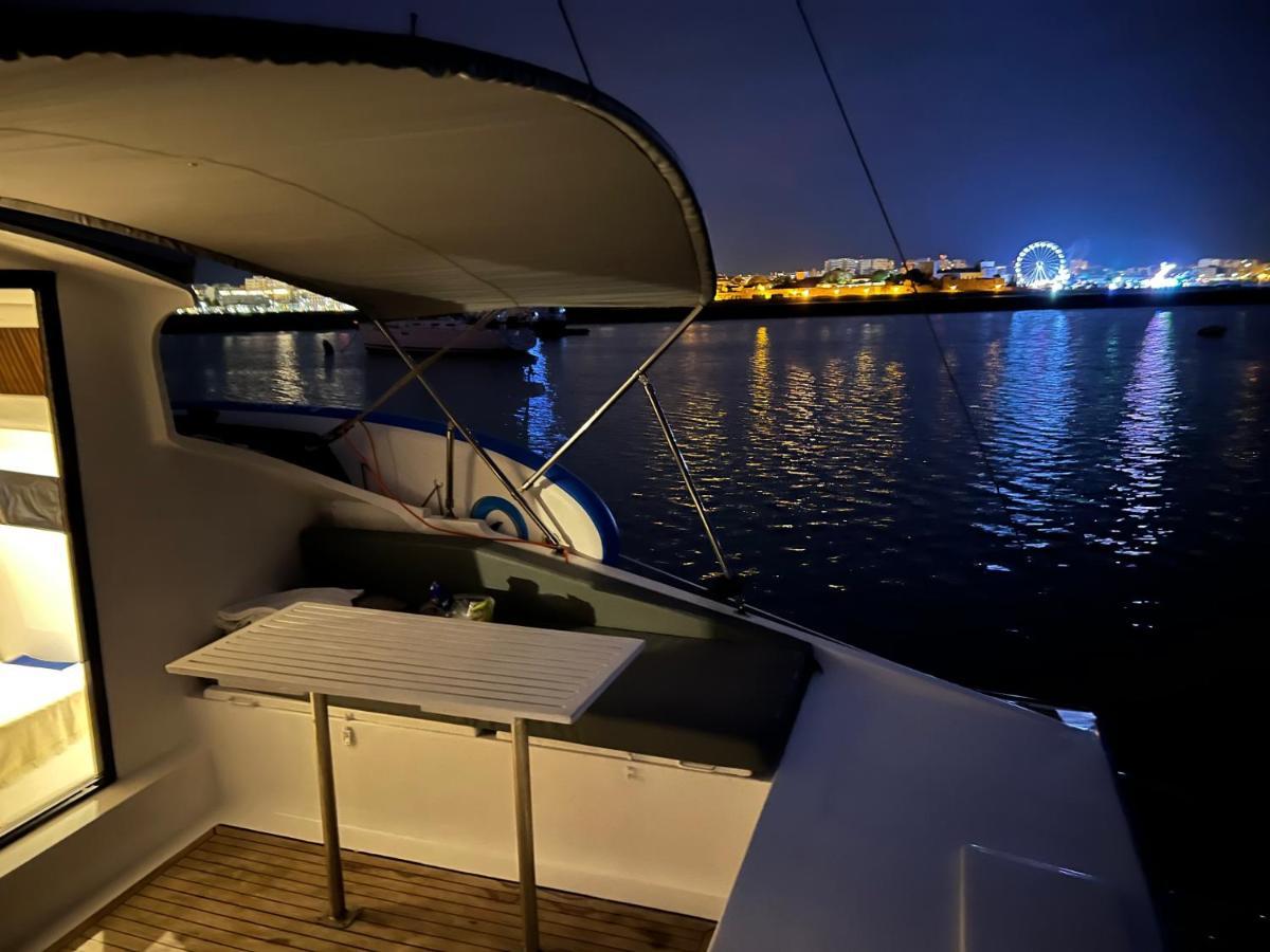 Hotel Barco Casa Catamara Sleepandboat Distretto di Distretto di Faro Esterno foto